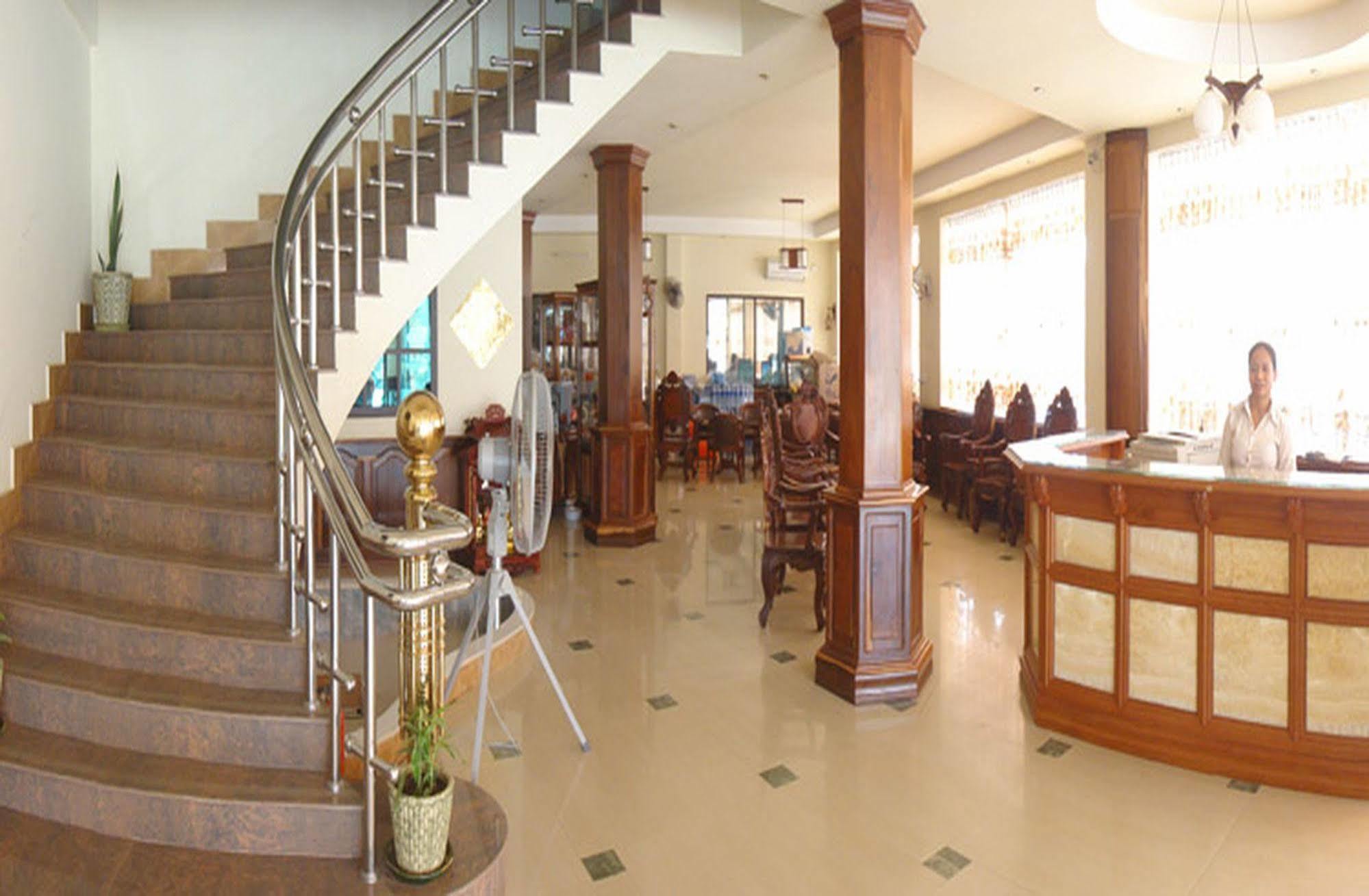 Asia Hotel Battambang Exteriör bild